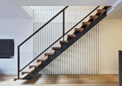 Gợi ý các kiểu cầu thang tiết kiệm diện tích cho ngôi nhà