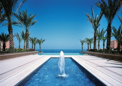 Tìm hiểu về Resort ven biển và Resort đất liền