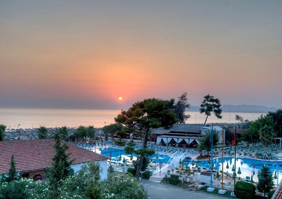 Đắm chìm vào vẻ đẹp của Resort thơ mộng sát biển
